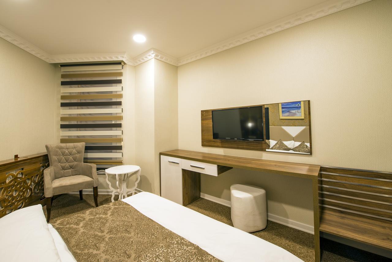Kars-I Si̇Ri̇N Otel エクステリア 写真